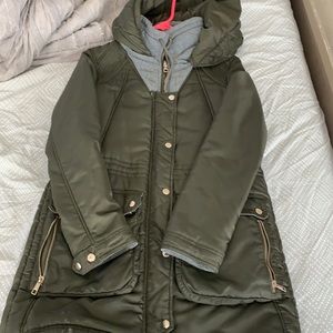 Zara trafaluc jacket size small